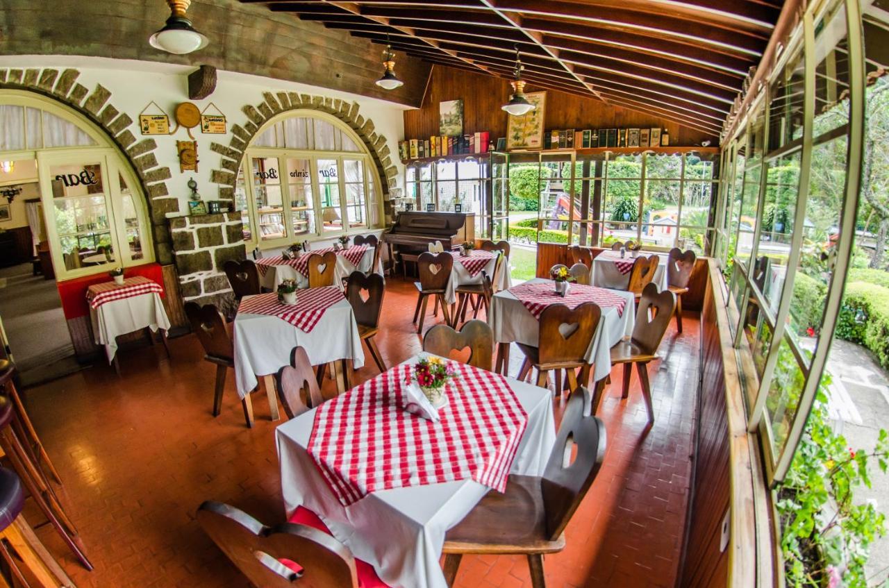 Hotel Bucsky Нова-Фрибургу Екстер'єр фото