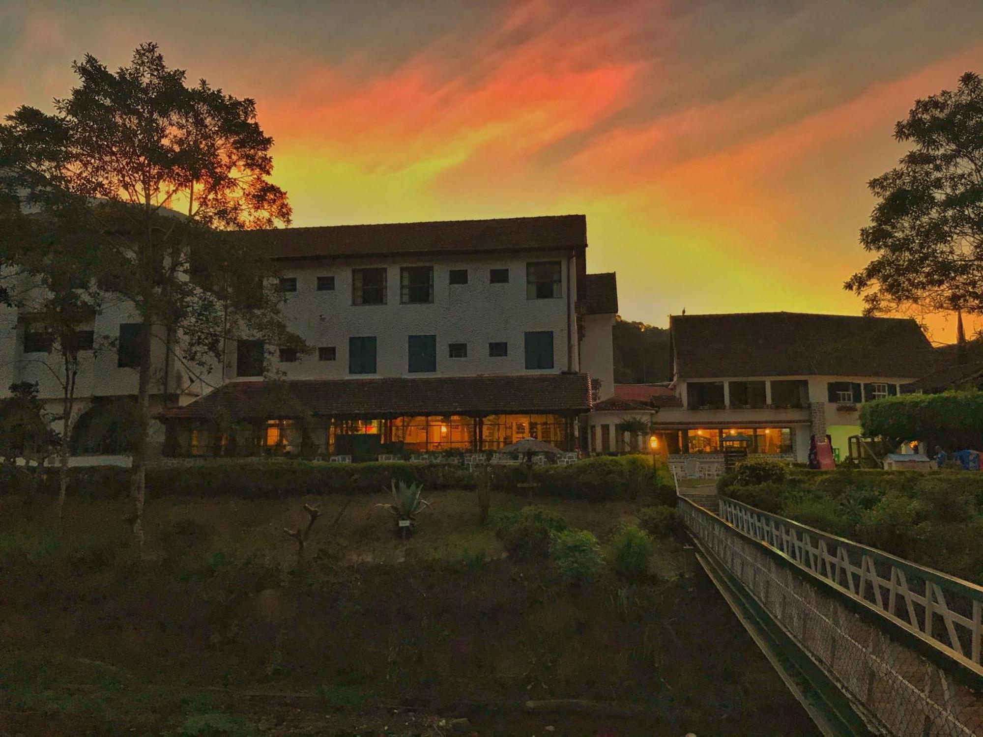 Hotel Bucsky Нова-Фрибургу Екстер'єр фото
