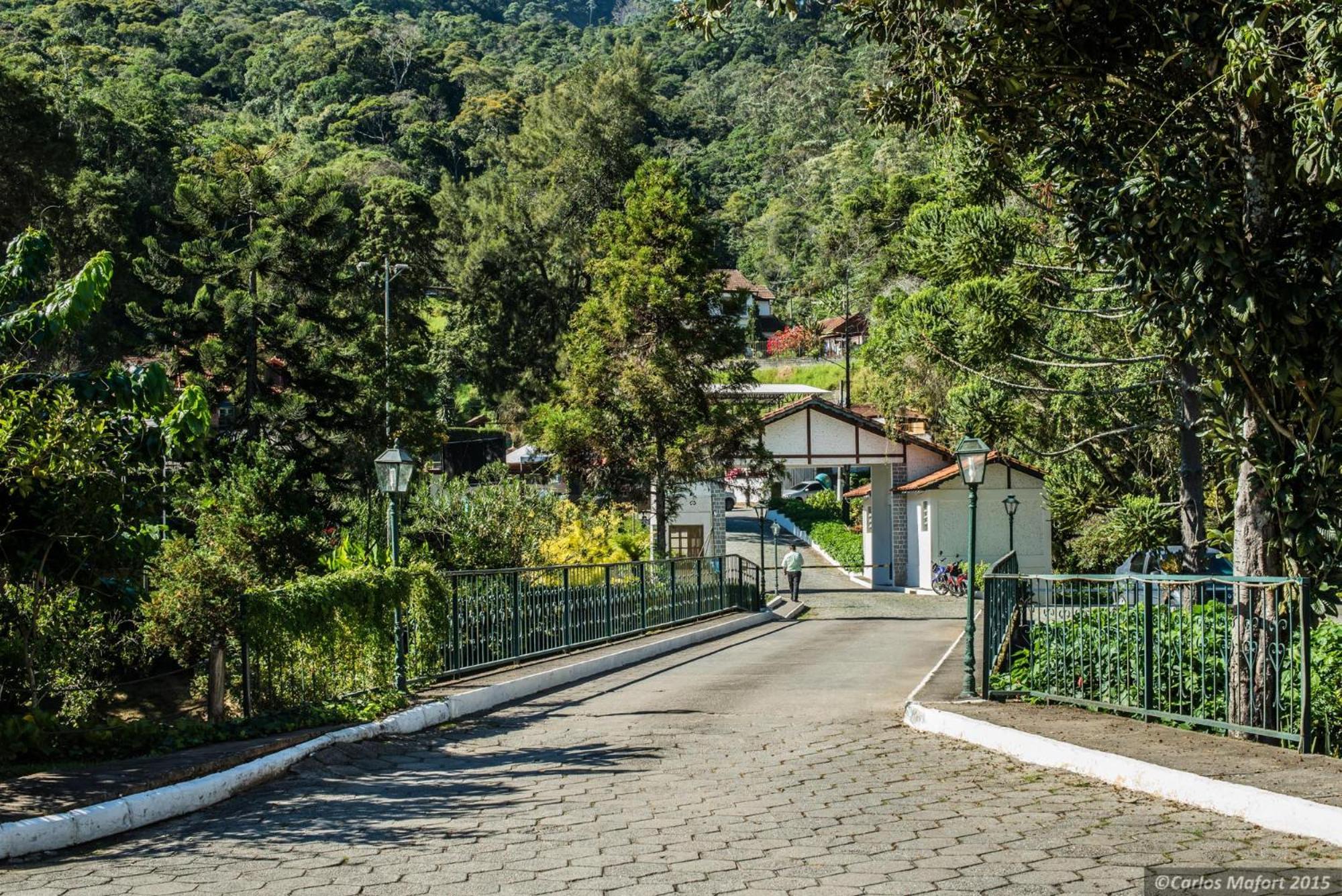 Hotel Bucsky Нова-Фрибургу Екстер'єр фото